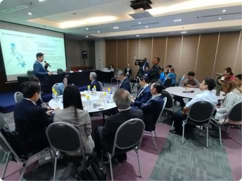 中国人投資家との会談